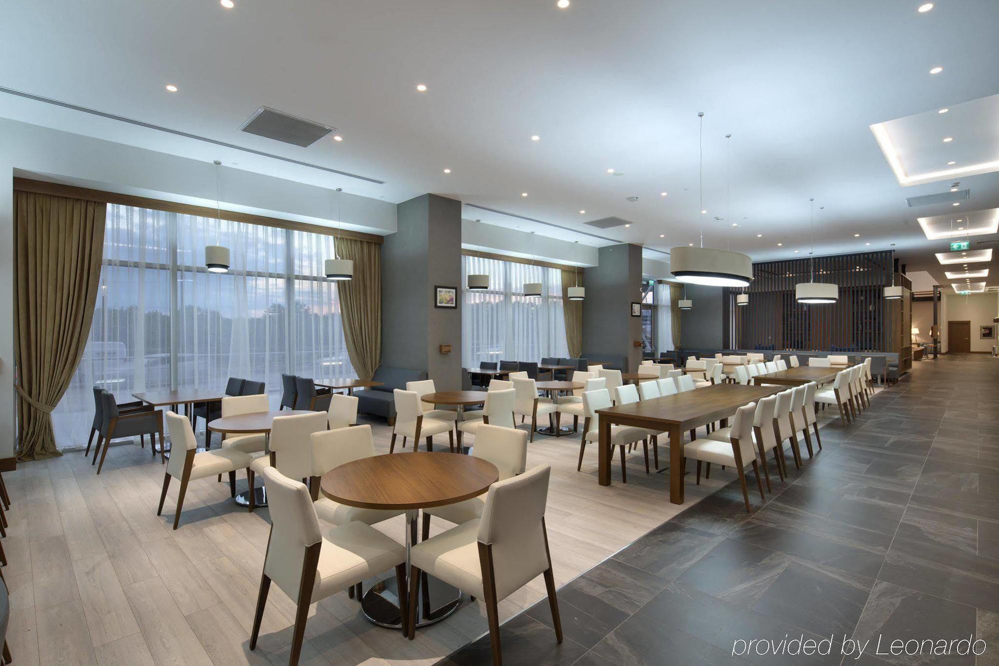 ホテル Hampton By Hilton Kocaeli Symbol エクステリア 写真