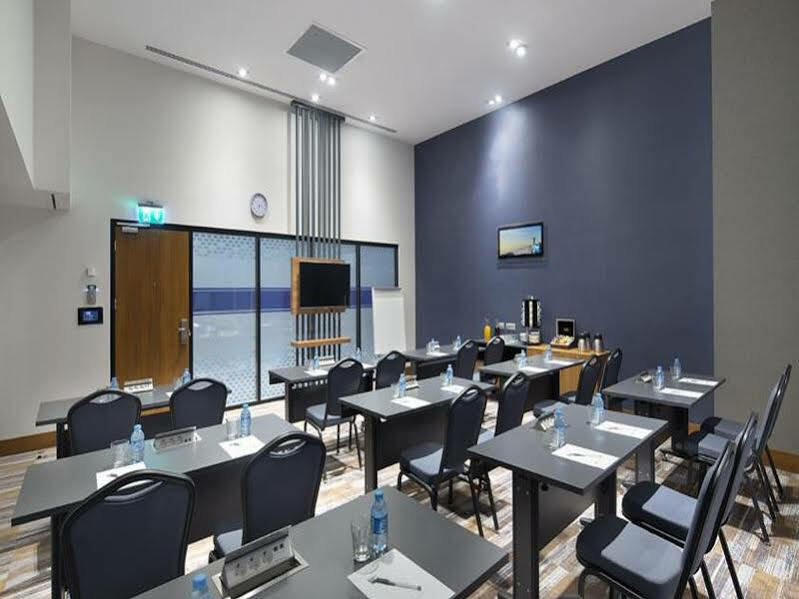 ホテル Hampton By Hilton Kocaeli Symbol エクステリア 写真